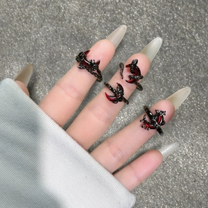 Gothic 4pcs black dragon and red crescent moon open rings set for edgy women styling