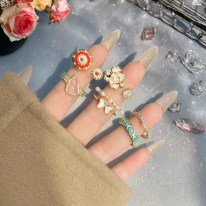 Set aus Emaille-Ringen im neuen chinesischen Stil mit Kürbis- und Vintage-Blumendetails