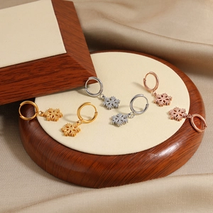 Titanstahl Schneeflocke Ohrringe Im Koreanischen Stil Für Damen Mattiert Gold Silber Roségold Winter Weihnachten Schmuck