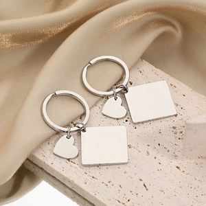 Lot de porte-clés en acier poli avec pendentifs carré et cœur pour gravure laser