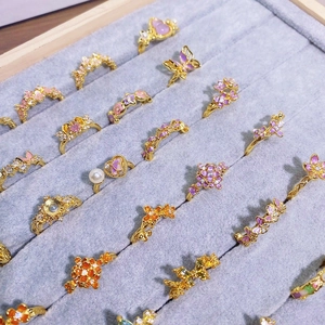 Vintage floral enamel open rings with butterfly and pearls in a light luxury gold style