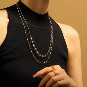 Collier Multirang en Acier Titane pour Femme Plaqué Or PVD Argent Pendentif Laser Cœur Flocon de Neige Trèfle Bijoux de Luxe Chaîne de Clavicule