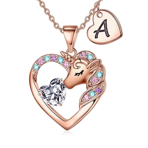 Collana unicorno a cuore in oro rosa con ciondolo lettera A e zirconi colorati
