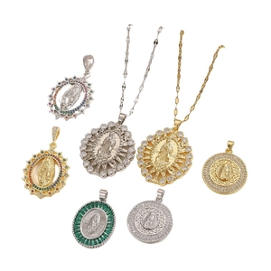 Jungfrau Maria Anhänger mit Zirkonia-Mikropavé und bunten Kristallen in Gold und Silber