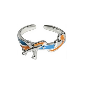 Minimalistischer Emaille-Ring mit Flugzeug und Wolke in Blau und Orange Kontrast