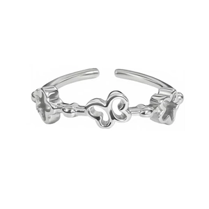 Anello aperto a farfalla minimalista con tre ciondoli geometrici in argento lucido