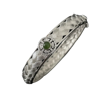 Bracelet vintage en argent tressé avec une pierre de jade verte et des diamants