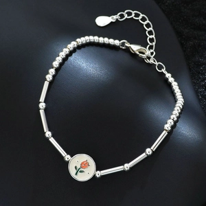 Bracelet de Perles Fleur de Tulipe en Cuivre Plaqué Argent pour Femmes Doux Pendentif en Émail Réglable Cadeau Bijoux
