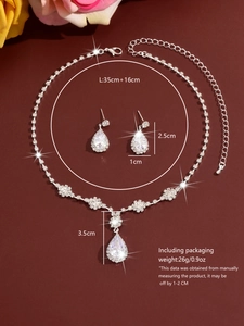 Parure bijoux cristal goutte avec dimensions du pendentif collier et boucles