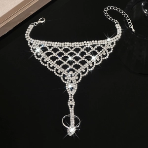 Funkelndes silbernes Handkettchen mit geometrischem Zirkonia-Netz-Design