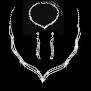 Dreiteiliges Brautschmuck-Set mit V-Halskette, Fransenohrringen und Armband aus Strasssteinen