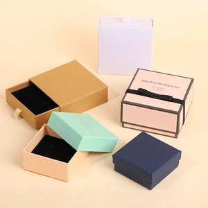 Collection de coffrets cadeaux bijoux haut de gamme avec tiroir et doublure en velours