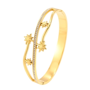 Bracelet double couche en acier doré avec étoiles à huit branches et pavé de zircons