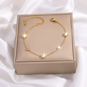 Fashion 18K Gold Plated Stainless Steel Roman Numeral Bracelet For Women Zirconia Inlaid Round Pendant Luxury Jewelry Adjustable Bracelet