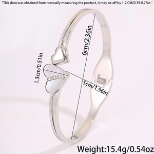 Dessin technique détaillé du bracelet cœur avec mesures précises de taille et de poids
