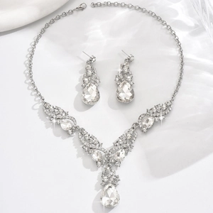 Sparkling silver bridal jewelry set with water drop crystals for wedding dresses