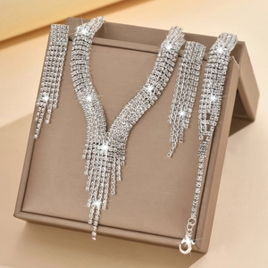 Conjunto de joyas de flecos con diamantes de imitación, collar, pendientes y pulsera