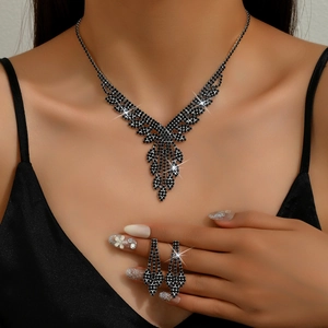 Elegant black rhinestone necklace and drop earring jewelry set for wedding and parties