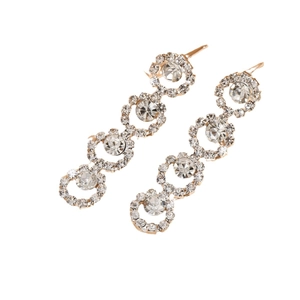 Parure bijoux de mariée luxueuse avec boucles d'oreilles strass dorées et cristaux brillants