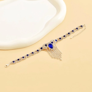 Elegante tobillera de plata con gota azul zafiro y flecos de diamantes de imitación