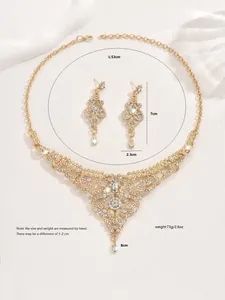 Detailed size chart for vintage bridal jewelry set with crystal necklace and earrings