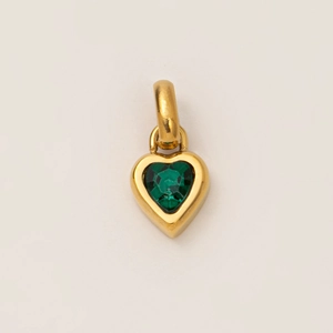 Gold-plated heart pendant with emerald green stone and polished finish for DIY necklaces
