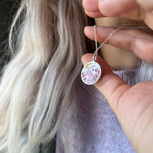 18K vergulde roestvrijstalen tarotketting met een roze emaille konijnenhanger voor dames