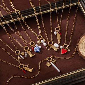 Vintage Stainless Steel Pendant Necklace For Women Gold Plated Paperclip Chain With Western Boot Chili Heart Artificial Pearl Shell Starfish Charms Bohemian Jewelry