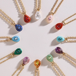 Tropfenanhänger-Halsketten-Set mit 12 bunten Edelsteinen in vergoldetem Vintage-Stil