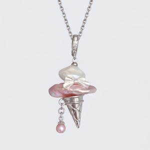Collana di Künstliche Perle Pendente a Forma di Gelato e Fiocco Gioielli in Lega per Donna Dolce Perla Artificial Barocca Animale Pesce Granchio Balena Ciondolo Regalo