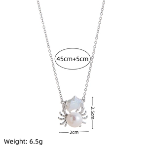 Collier crabe vintage argenté avec placage en or 18 carats et de perles élégantes