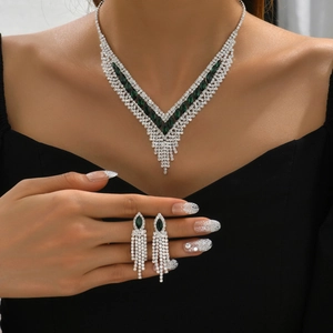Luxury bridal jewelry set with emerald rhinestones and V-shape fringe necklace