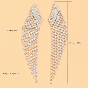 Dimensions détaillées des boucles d'oreilles à franges en strass avec longueur et largeur