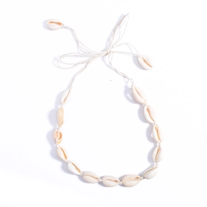 Collier bohème en coquillages naturels avec cordon blanc pour les vacances