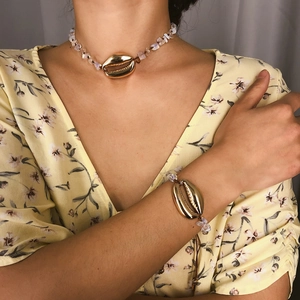 Collana con Ciondolo a Conchiglia Bohemian per Donna Etnica Pietra Rosa con Perline Choker Regolabile Gioielli da Spiaggia