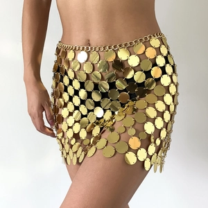 Bijou de corps sexy à paillettes dorées pour femme avec franges métalliques ajourées
