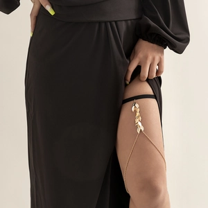 Sexy elastic black thigh chain with double gold metal leaves and fringe bead chains