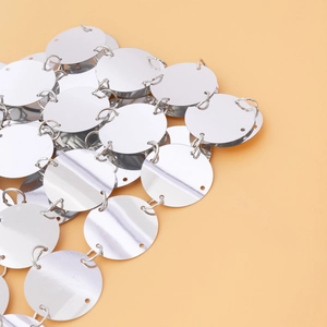 Chaîne de corps minimaliste à paillettes argentées avec disques métalliques pour bikini