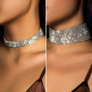 Funkelndes mehrreihiges Strass-Choker-Halsketten-Set in Silber für elegante Abendgarderobe