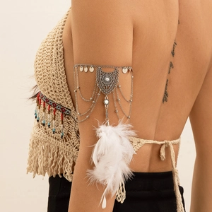 Boho ασημένιο βραχιόλι μπράτσου με μεταλλικές αλυσίδες, λευκά φτερά και καρδιά