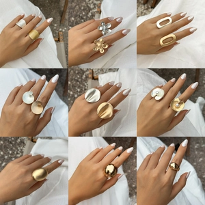 French Minimalist Irregular Ruffled Metal Rings For Women Oversized Geometric Flower Open Adjustable Alloy Ring Jewelry