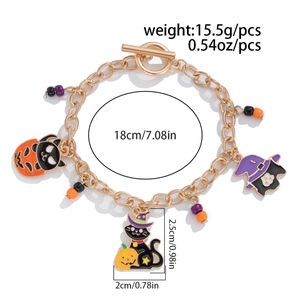Bracciale a tema Halloween con ciondoli smaltati di zucca, gatto nero e cappello da strega