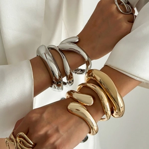 Minimalistisches Legierung Hochglanz Armreif Ring Set Für Damen Gold Silber Plattiert Organisches Fließendes Geometrisches Armband Schmuck