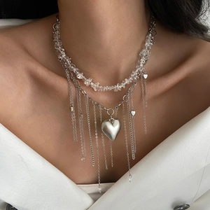 Collana Dolce e Cool con Nappina a Cuore e Perline Irregolari Künstliche Perle d'Imitazione Turchese Catena in Metallo Misto per Donna Gioielli Y2K