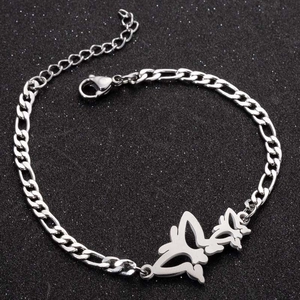 Détails d'un bracelet papillon en acier inoxydable argenté avec chaîne Figaro