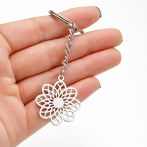 Minimalistischer Edelstahl Mandala Blumen Schlüsselanhänger Hohl Floral Anhänger Schlüsselring Mode Tasche Charm Schmuck Geschenk
