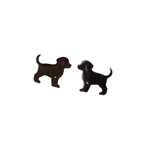 Pendientes de perno de cachorro en acero inoxidable negro con acabado brillante