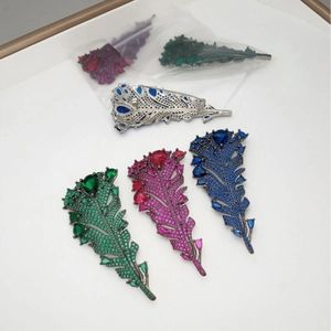 Vintage Copper Feather Brooch 18K Gold Plated Luxury Zirconia Emerald Green Pink Blue Fashion Jewelry Pin Gifts For Women