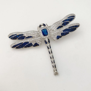Broche libellule colorée avec zircons bleus pavés pour pulls et costumes d'automne