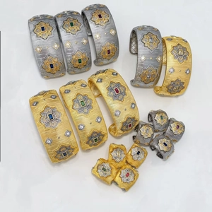 Italian rigato texture jewelry set with brushed metal and bicolor square gemstones